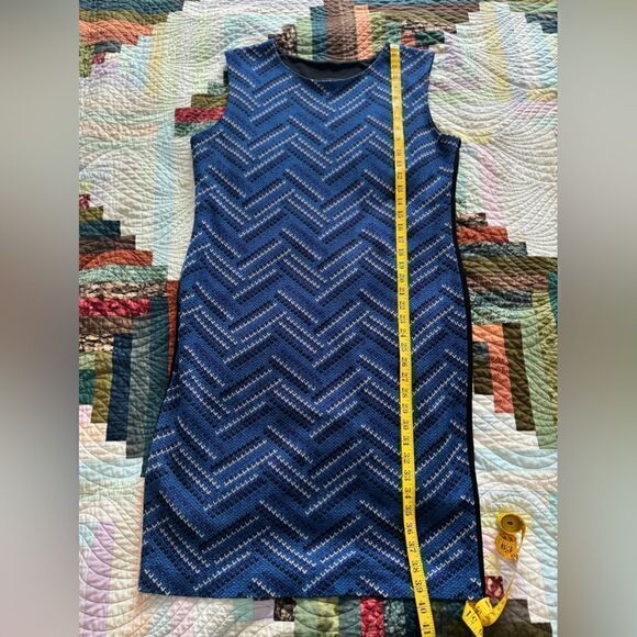 🌞 Misook Chevron Sleeveless Acrylic Knit Sheath Dress Size Large Blue Black - Picture 6 of 6